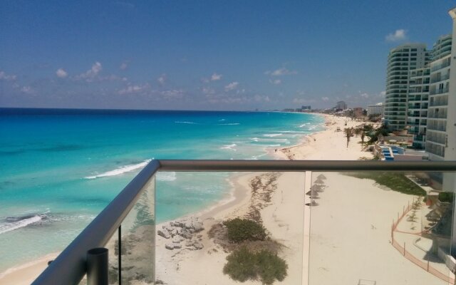 Cancun Zone Hotel