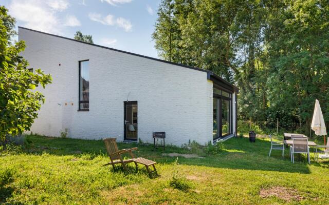 Villa in Kobbegem With Private Garden