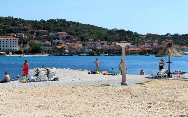 Apartments by the sea Trogir - 16210