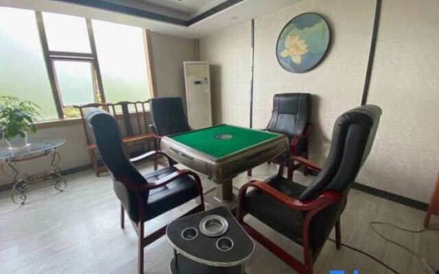 Yunman Lizhi  chain apartment
