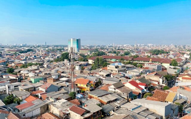 Comfort And Strategic Studio At Bassura City Apartment