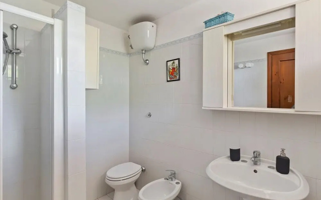Traditional Villa in Varano With Private Garden