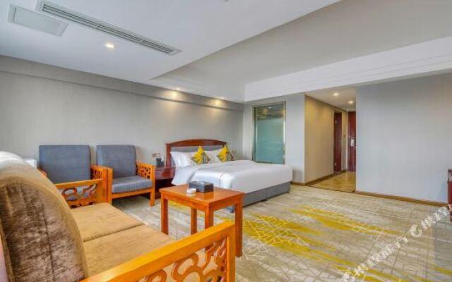 Longcheng Hotel