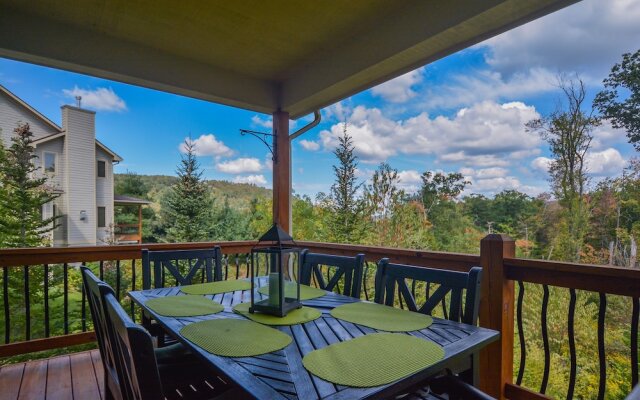 Breathe Easy 5 Bedroom Townhome