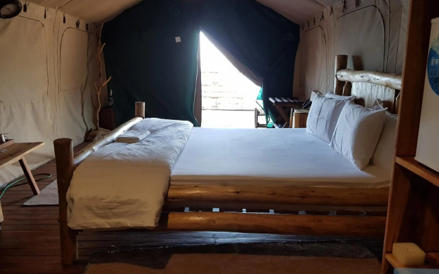 Wag Hill Lodge