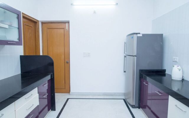 OYO 11064 Home Elegant 3BHK Villa Near Hiran Magri