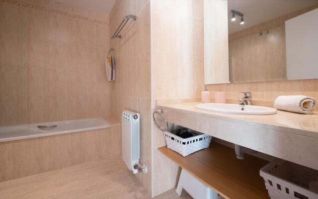 TH122-TownHouseLaMora