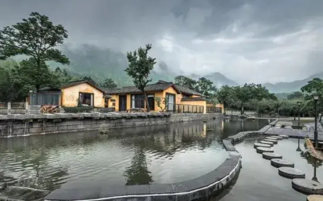 Loushixiehou Guesthouse