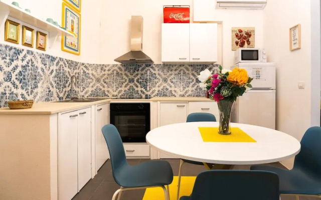 Ortigia Courtyard Apartment