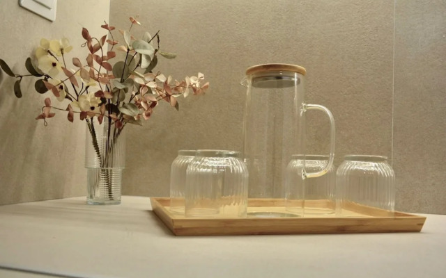 Villa Fleria Seaside Studios & Apts