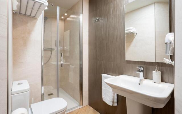 De La Guardia Suite 2