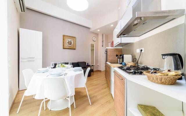 [Intero Bilocale - Wifi+Netflix] Free park a 100m