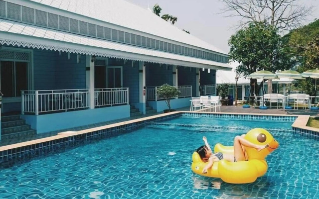 Tubtim Siam River Kwai Resort