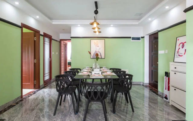 Locals Boutique Apartment Qianshan No.4