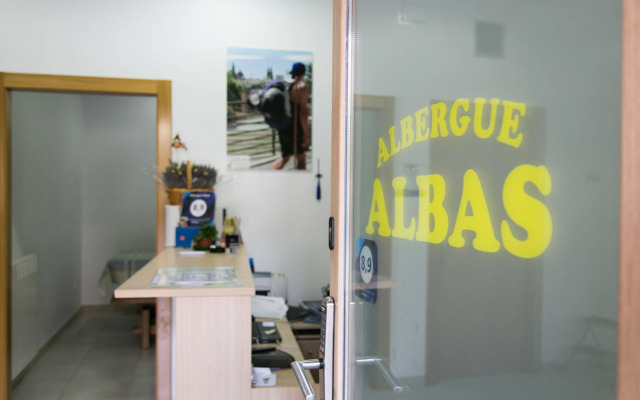 Albergue Albas - Hostel