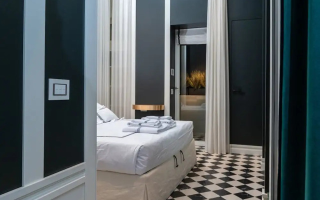 Wonder Balcony Morgana