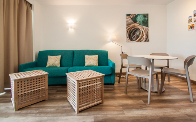 Vistasol Apartments
