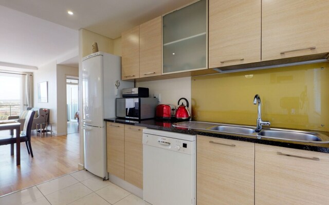 Horizon Bay 405