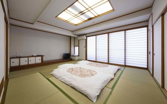 Toyokawa Grand Hotel