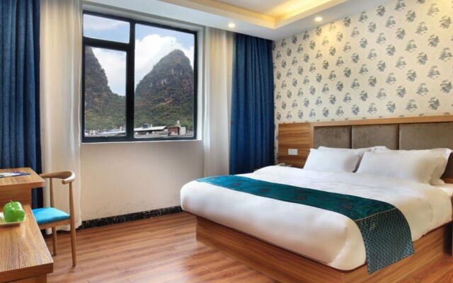 Yangshuo Qingyunge Hotel