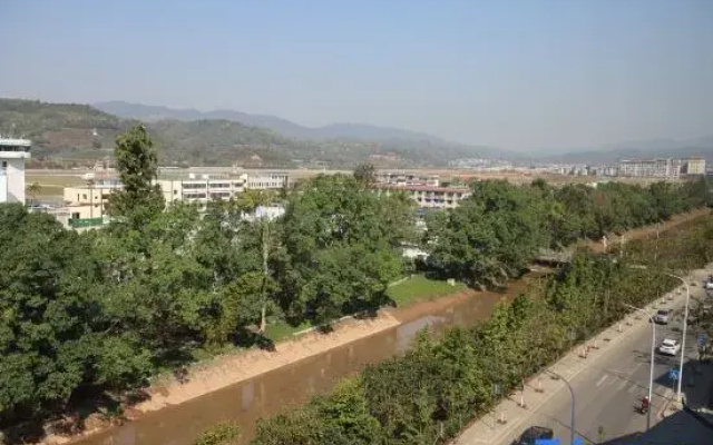 Vienna International Hotel (Pu'er Simao Airport)