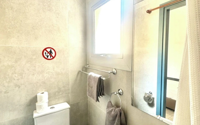 Sun Plaza Suites - Adults Only