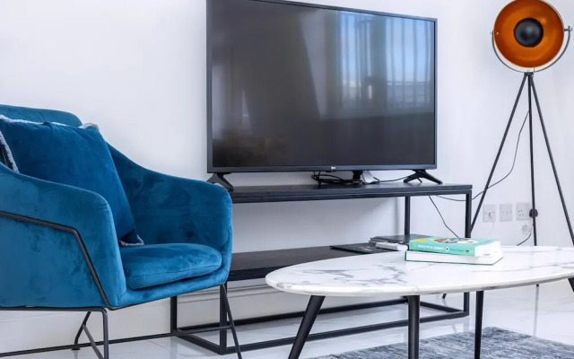 Stylish Three-bed Flat in Marylebone