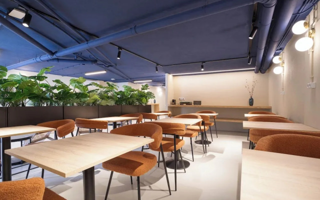 Lapa Diplomatic Suite&Flat by FeelLisboa