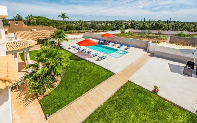 Villa Dourado