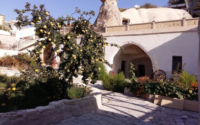 Ortahisar Cave Hotel