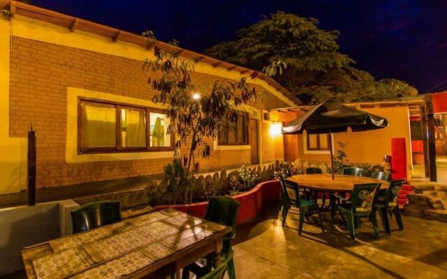 Palosanto Backpackers