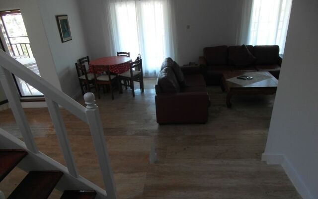 Motel 3T Apart Villas