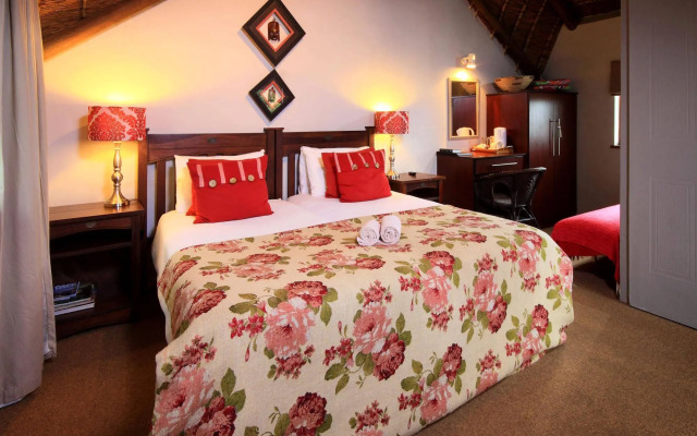 Thatchwood Country Lodge