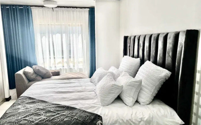 3-bedroom Luxury Apartment