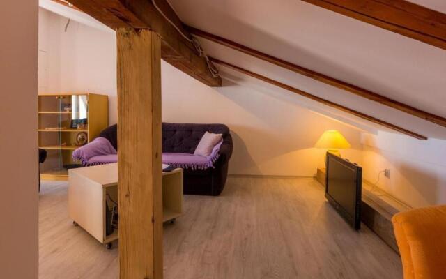 Apartment in Selce 39197