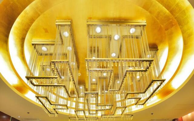 Luxemon Xinjiang Hongfu Hotel