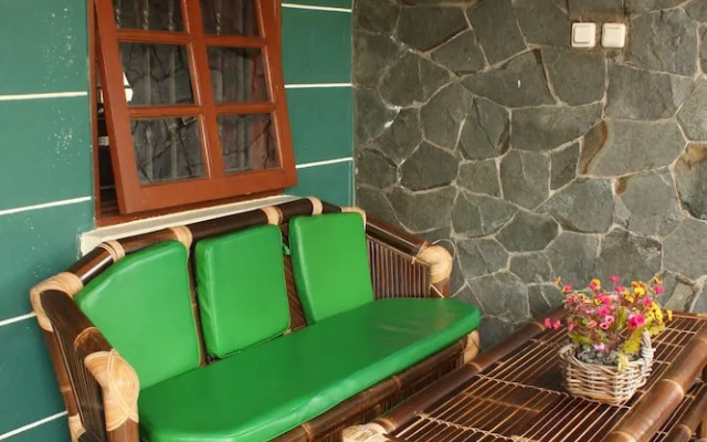 Villa Kota Bunga Anyelir