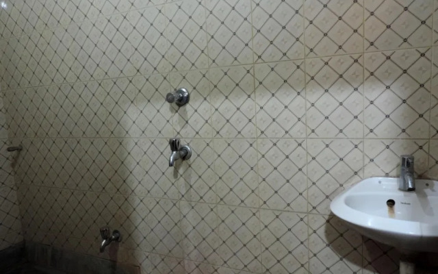 Hotel Mukta