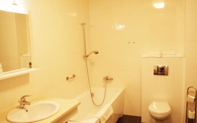 Hotel Iskra by Katowice Airport
