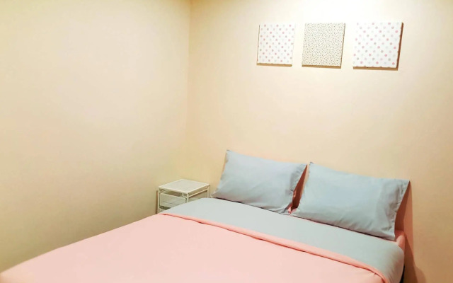 Wanderlust Bangkok Hostel