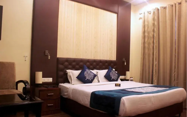 OYO Premium 32 Milestone II