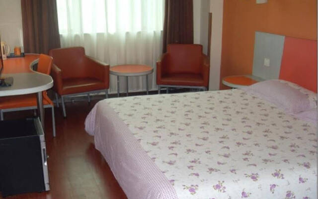 Motel 168 Shanghai Jinshan Shihua Inn