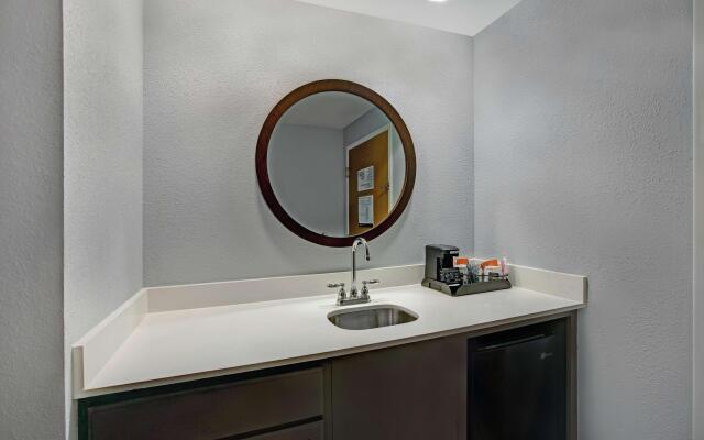 Hampton Inn & Suites Augusta West