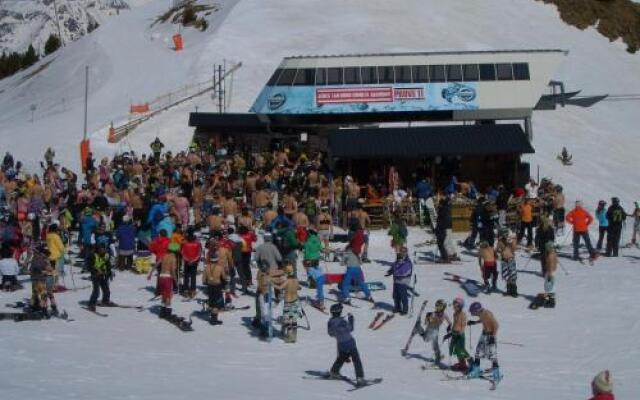 Apartamentos Ball Benas Prados de Velarta