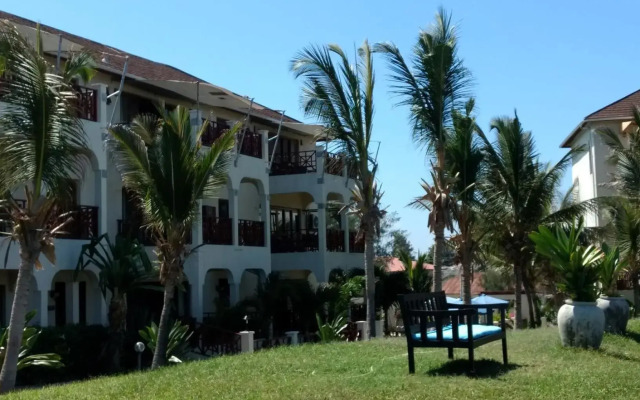 Blue Bay Cove, Penthouse 4