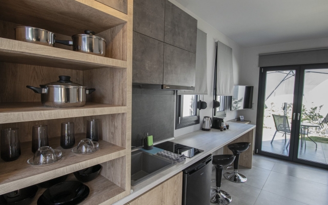 TheaSea Luxury Suites- Bungalow Suite 1