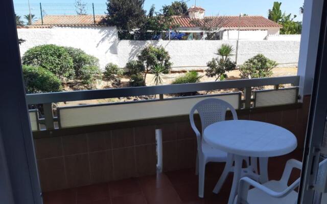 5 min walk from Yumbo! 128