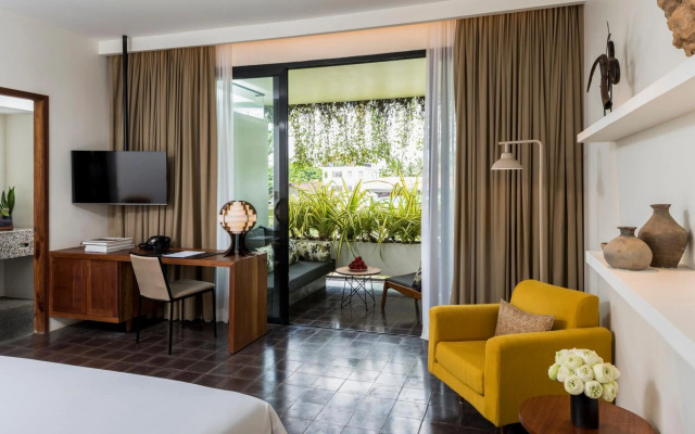 Viroth's Hotel
