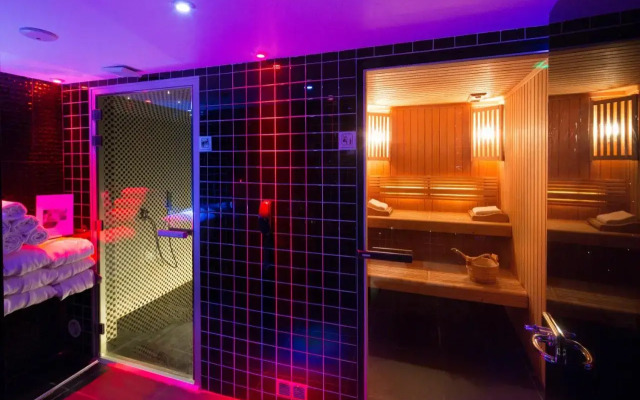 Platine Hotel