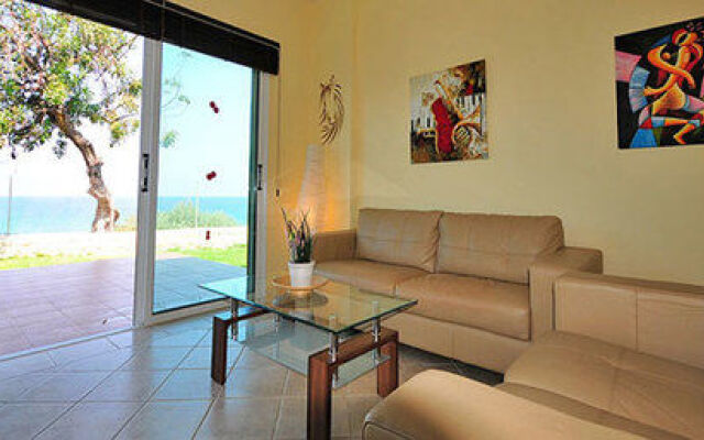 Z & X Holiday Villas - Pomos Area